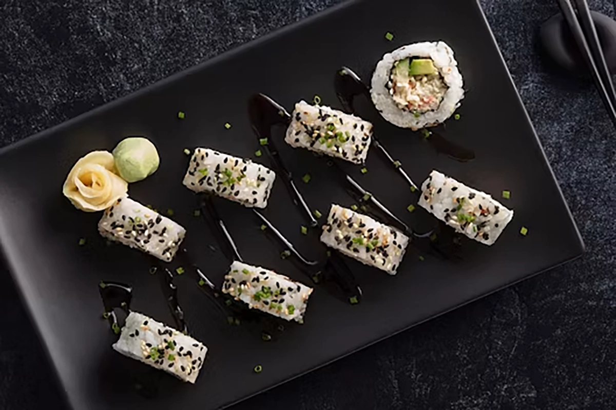 Kids-California-Roll Dish Presentation